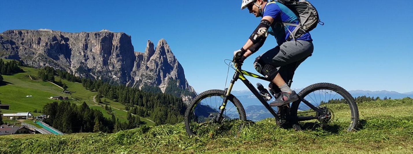 PANORAMA UND RELAX E-BIKE - GRÖDEN TALRUNDE