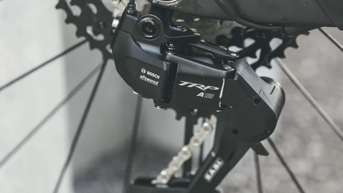 Immer im richtigen Gang! © Bosch eBike Systeme Nahaufnahme eines Fahrrad-Schaltwerks und Antriebs mit Bosch ePowered Motor