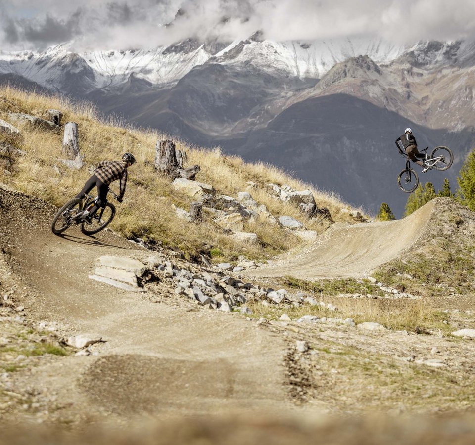 3-Country Enduro Race