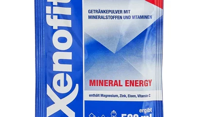 Xenofit Mineral Energy Getränkepulver in blauer und roter Verpackung