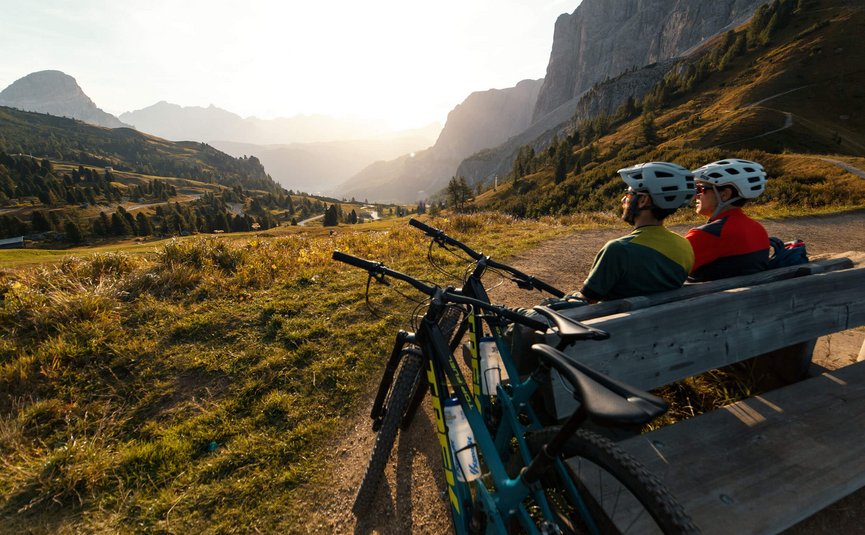 Mountain bike holidays in DOLOMITES Val Gardena
